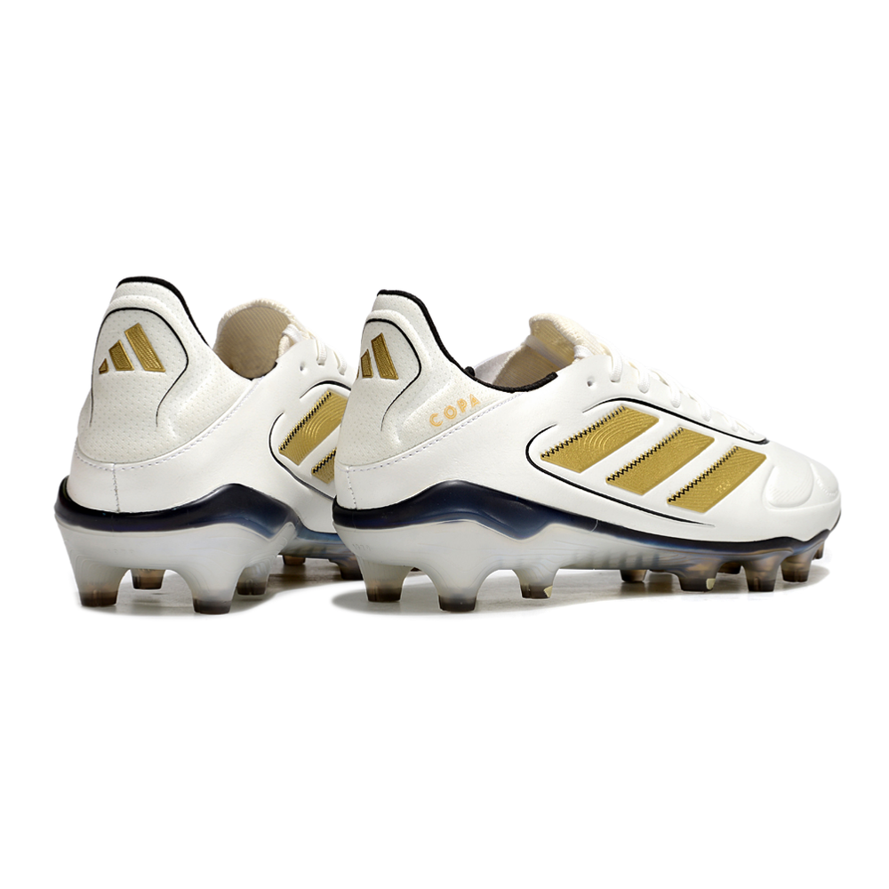 Chuteira Campo Adidas Copa Pure III Elite FG Branca e Dourado