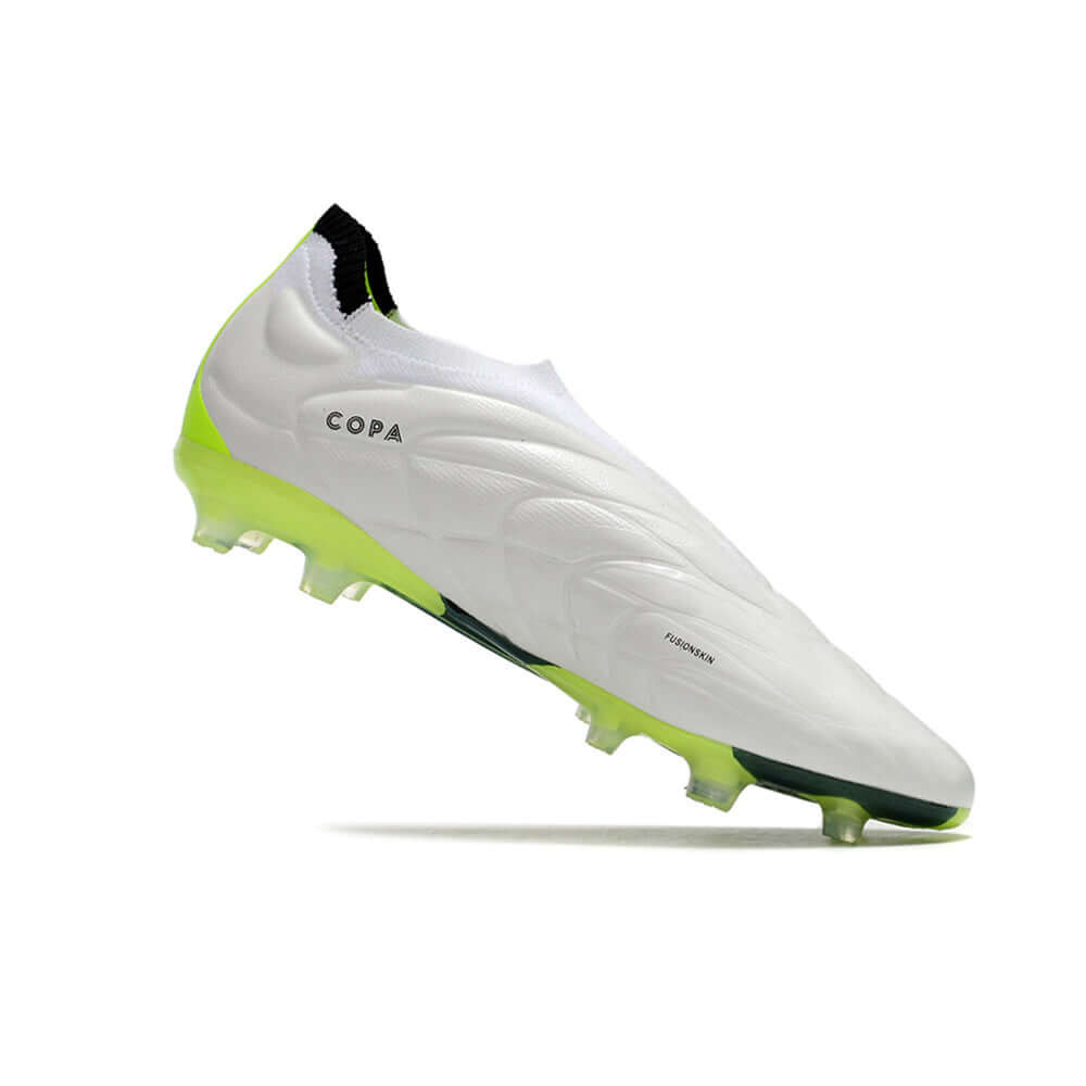 Chuteira Campo Adidas Copa Pure+ FG Branca e Verde 
