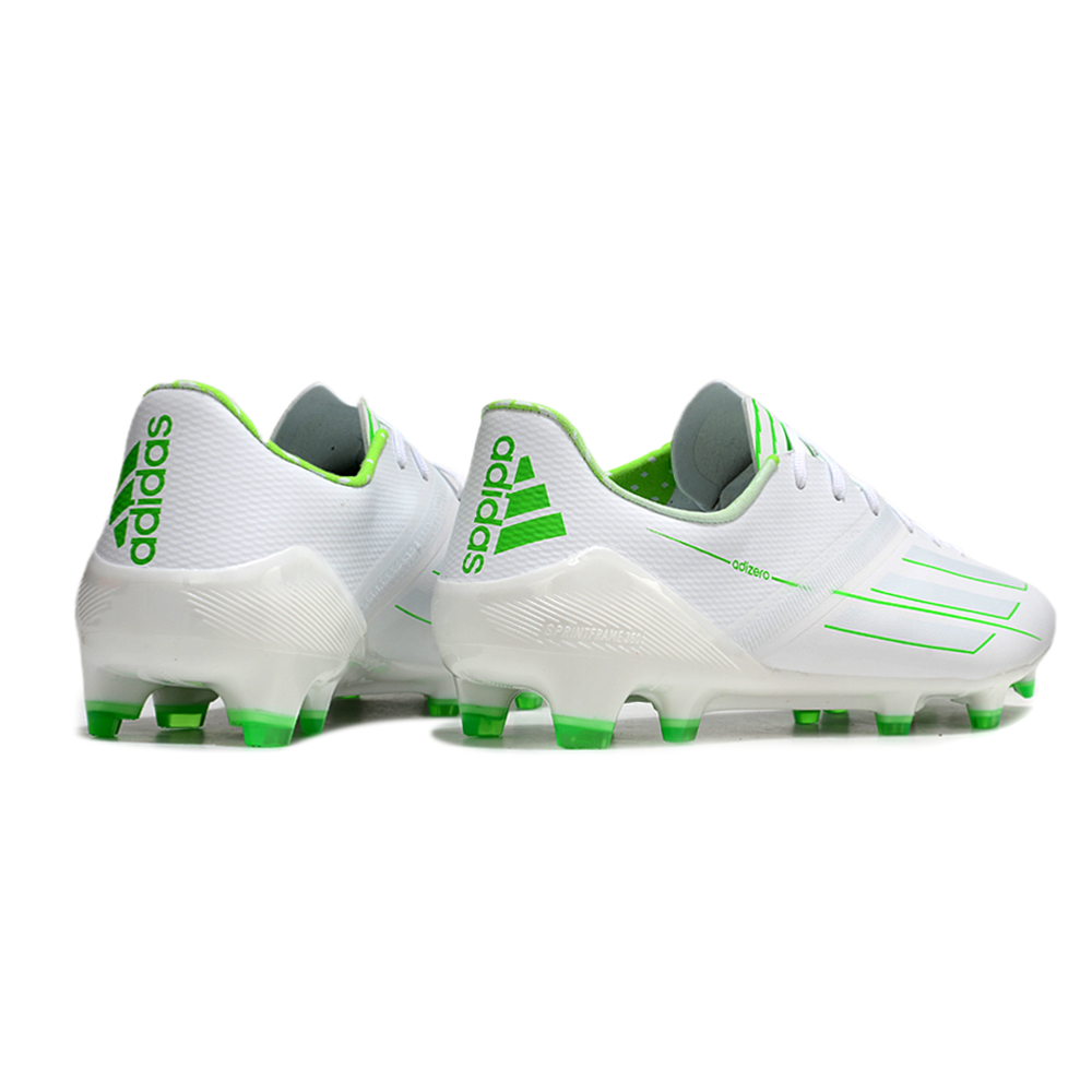 Chuteira Campo Adidas F50 Adizero FG Branca e Verde
