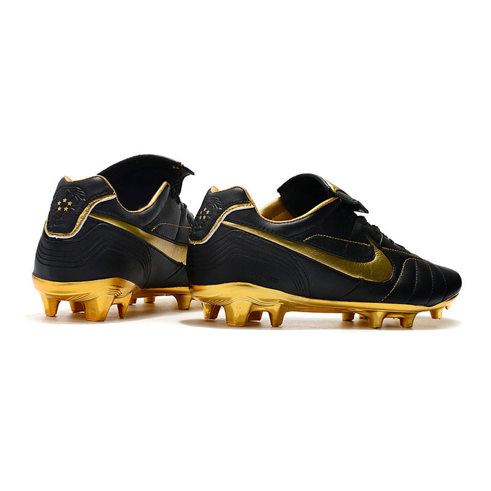 Chuteira Campo Nike Retrô Tiempo Legend 7 Elite FG Preta e Dourada R10