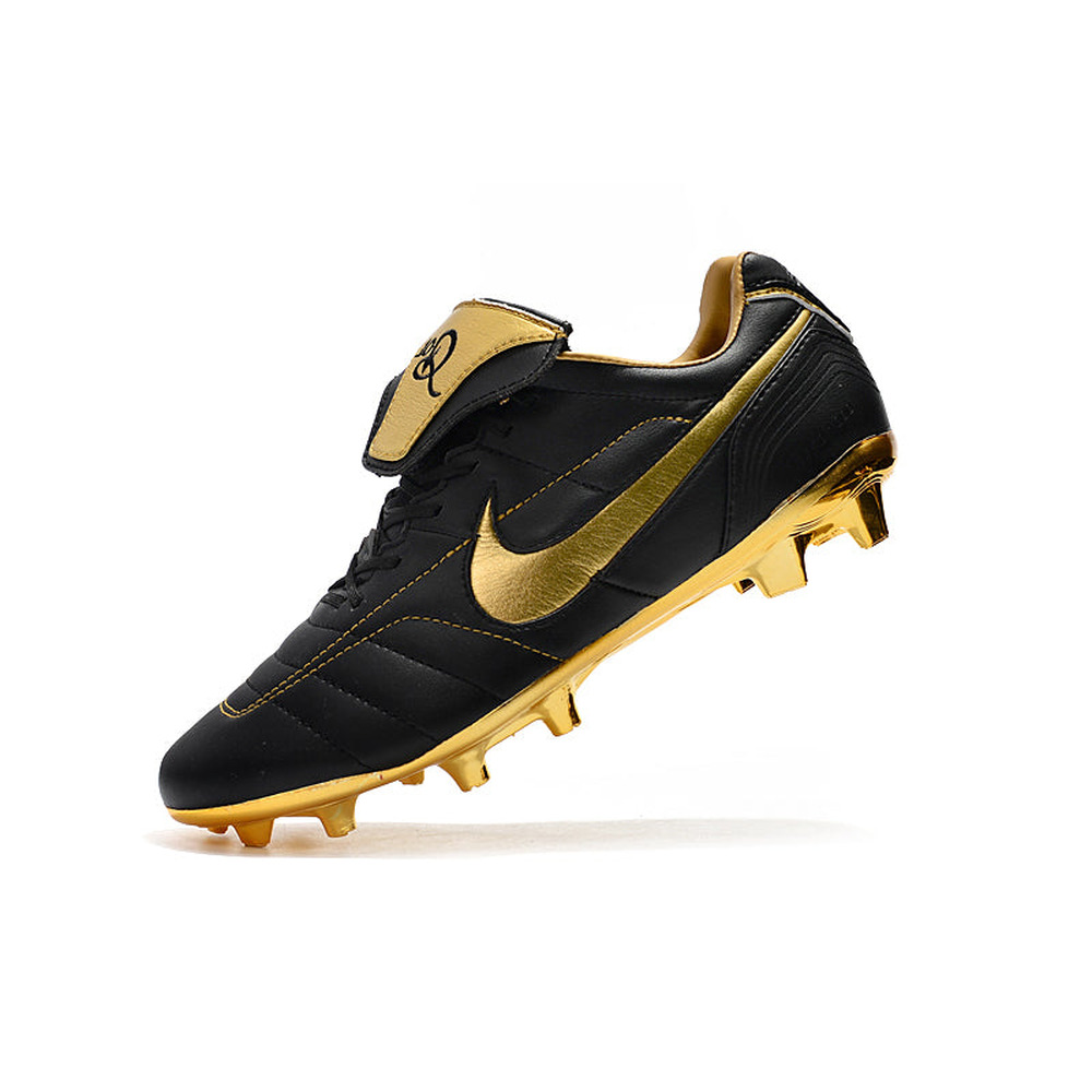 Chuteira Campo Nike Retrô Tiempo Legend 7 Elite FG Preta e Dourada R10