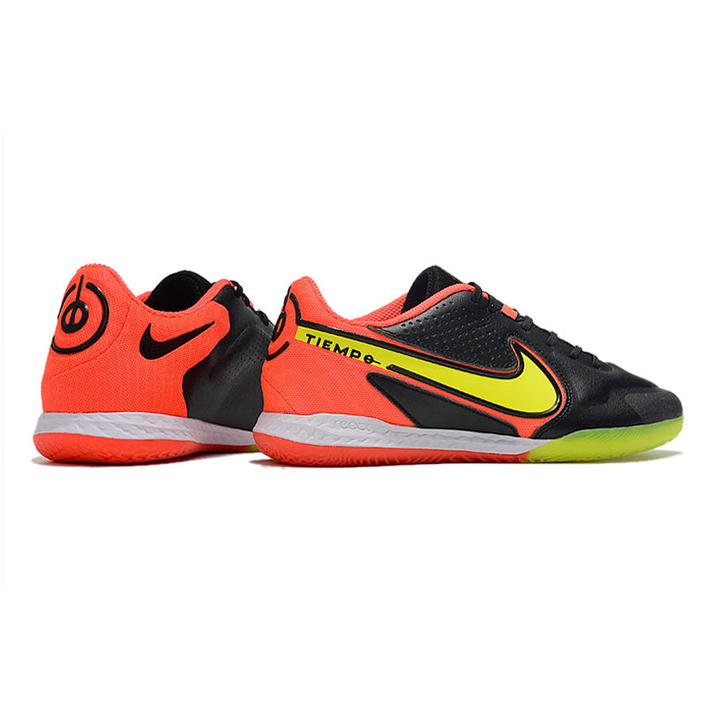 Chuteira Futsal Nike Tiempo Legend 9 Elite IC Preto, Laranja e Amarelo