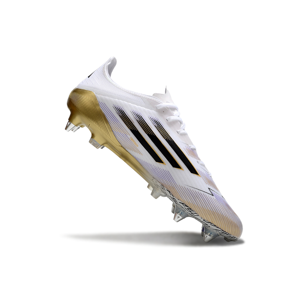 Chuteira Campo Adidas F50 Ponta de Aluminio Branco, Preto e Dourado