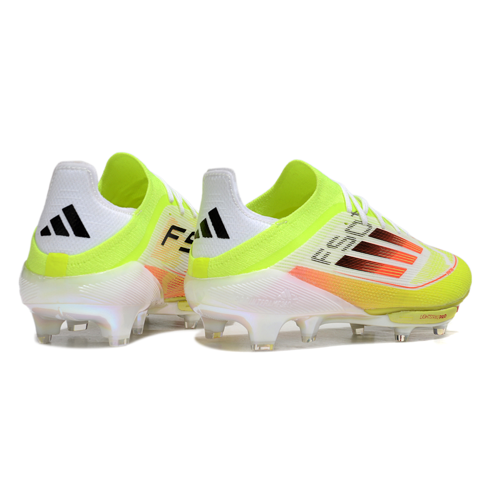 Chuteira Campo Adidas F50+ FG Branca e Verde