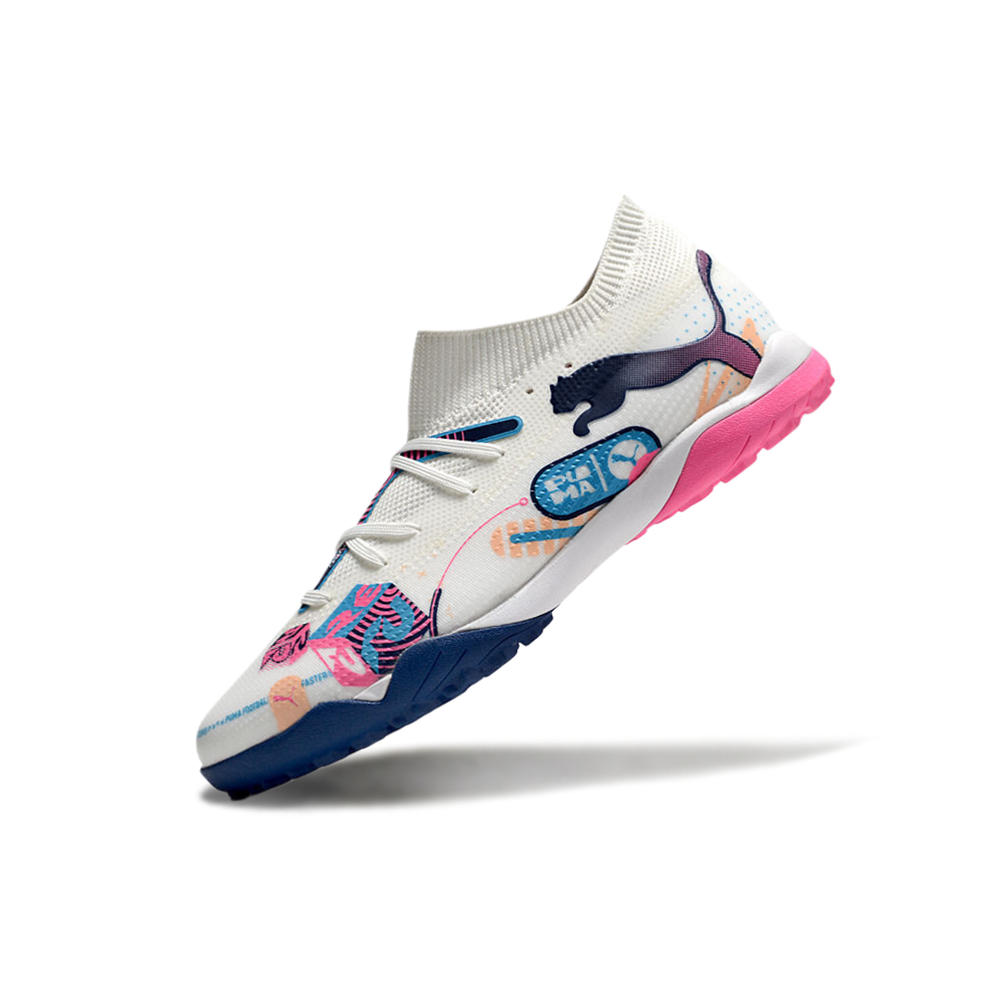 Chuteira Society Puma Future 7 TF Branca, Azul e Rosa 