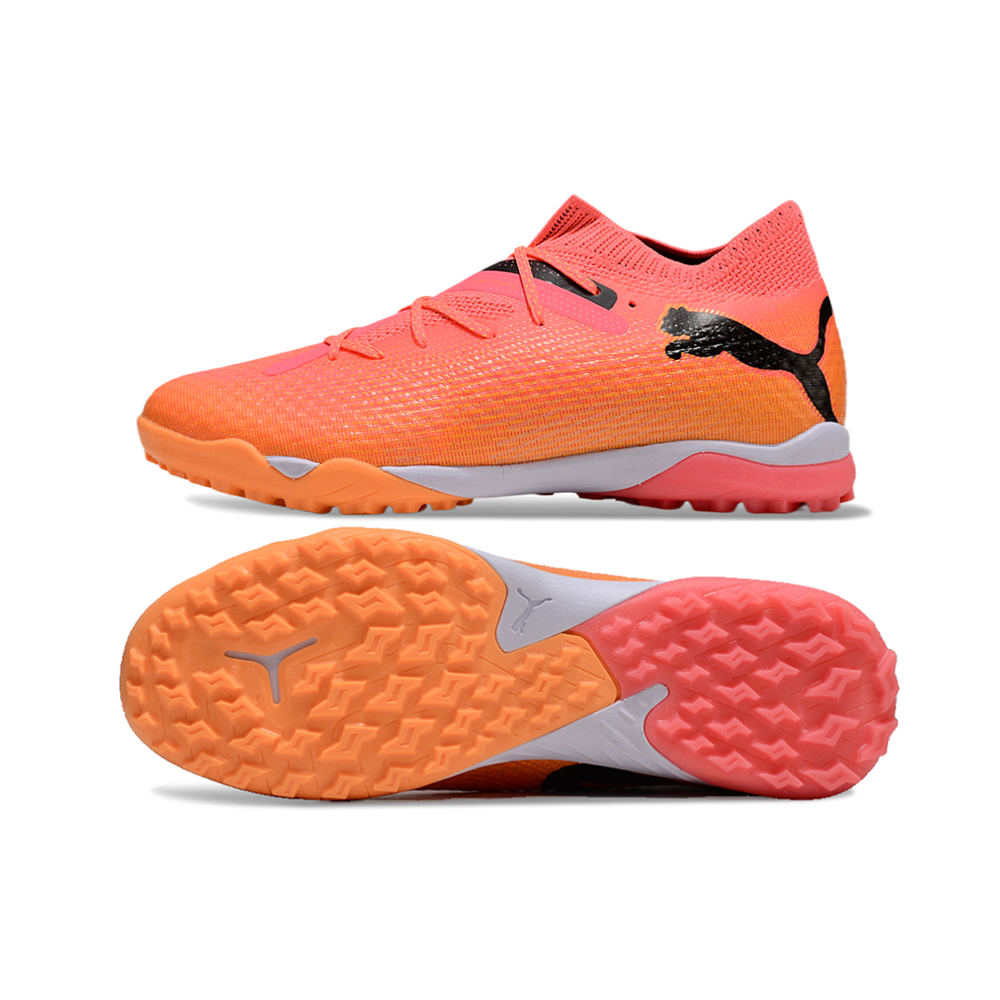 Chuteira Society Puma Future 7 TF Laranja e Rosa 