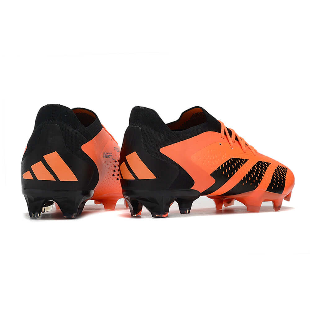 Chuteira Campo Adidas Predator Accuracy.1 FG Low Preta e Laranja 