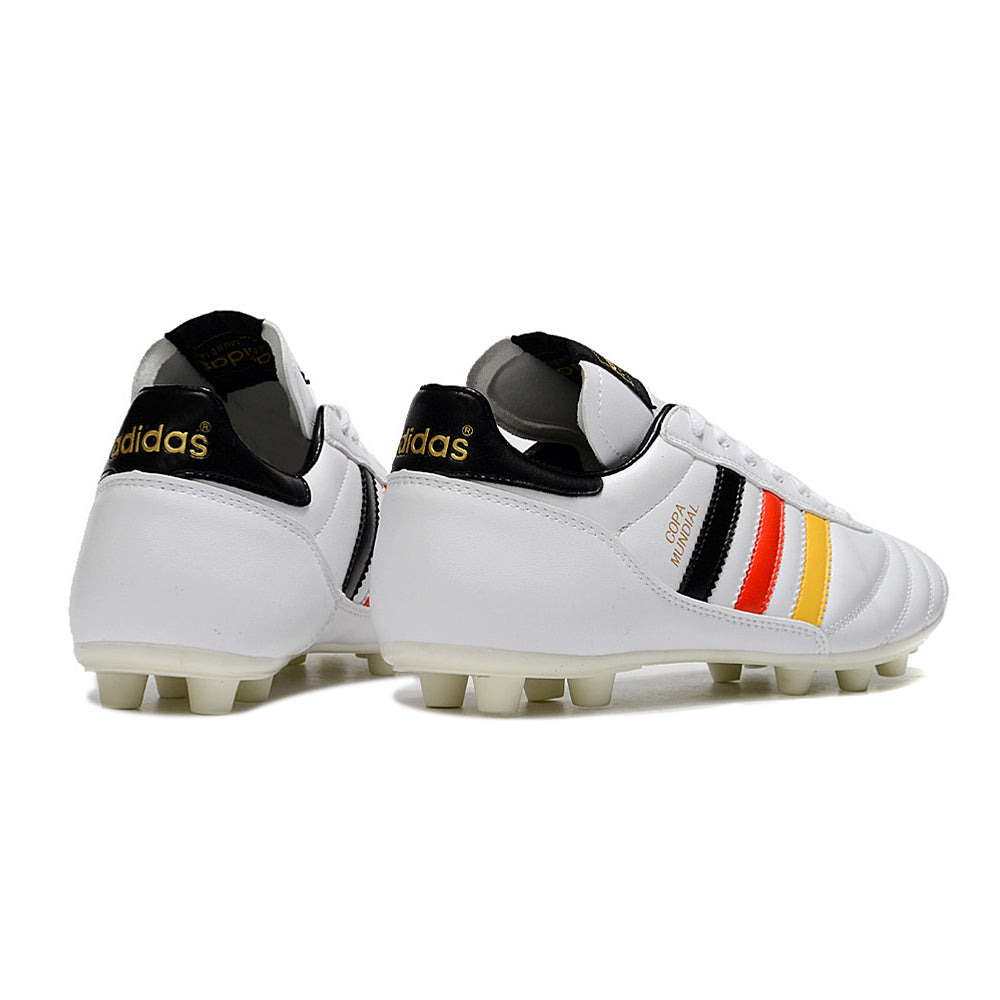 Chuteira Campo Adidas Copa Mundial FG Branca, Preta, Vermelha e Amarela 