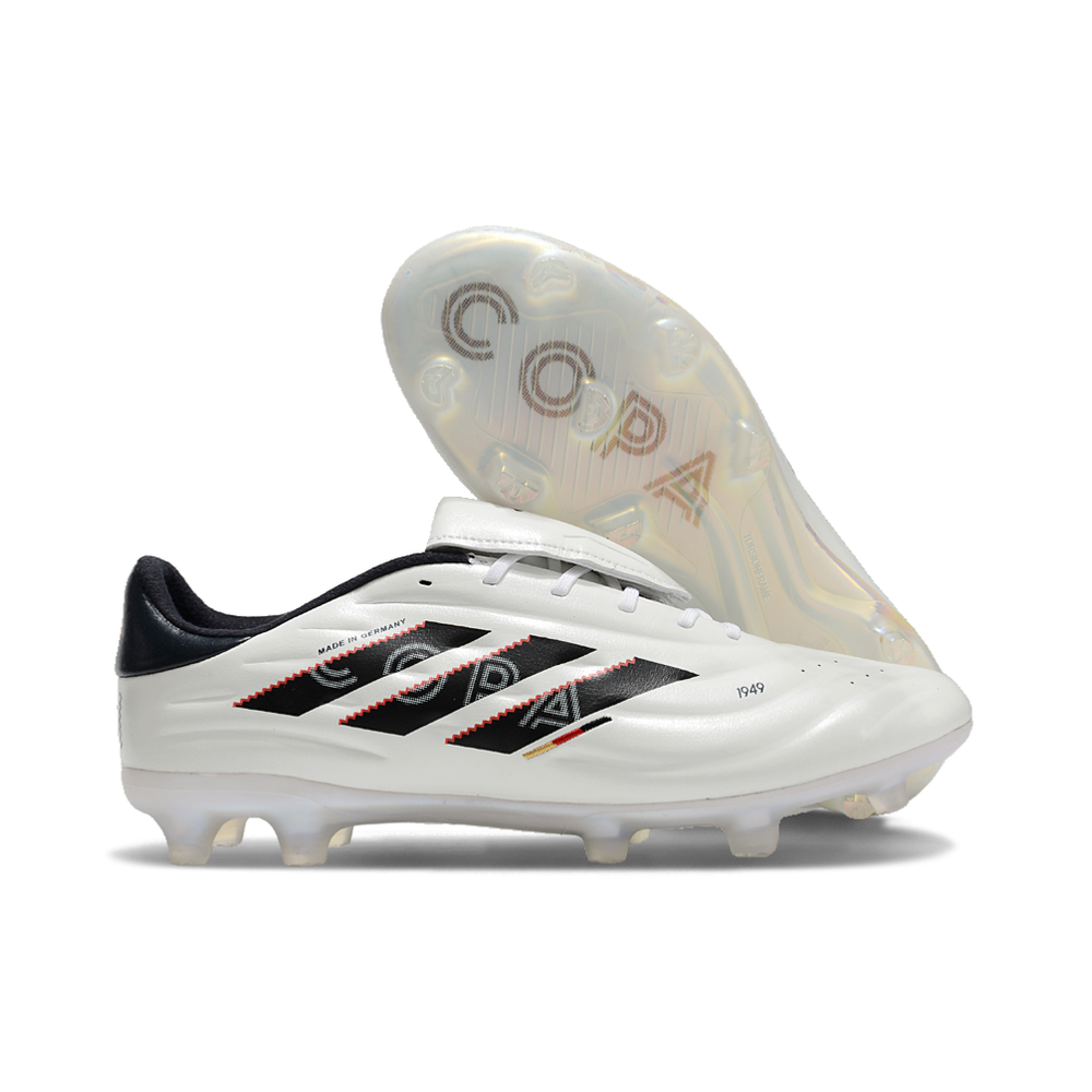 Chuteira Campo Adidas Copa Pure II Elite FG Branca e Preta 